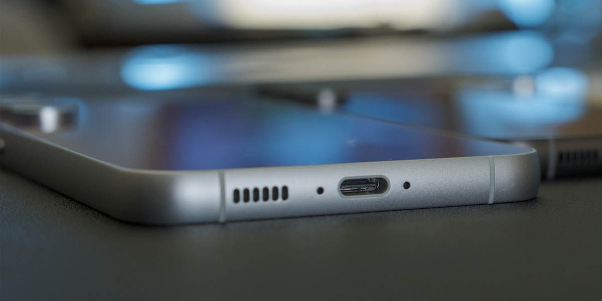 Samsung Galaxy S23 Fe No Tiene Conector Para Auriculares De 3,5 Mm
