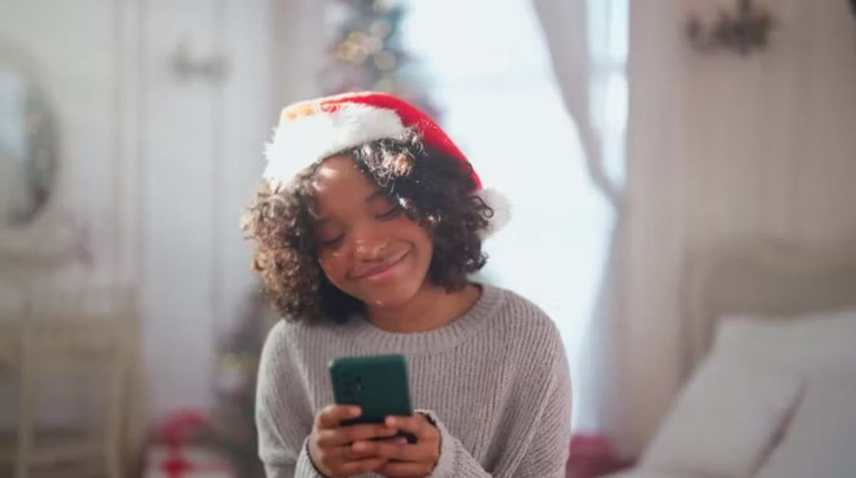 The Best Christmas Phrases To Send Your Best Wishes To Your Loved Ones
