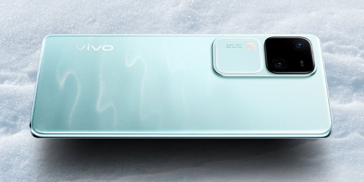 Vivo V30 Blue