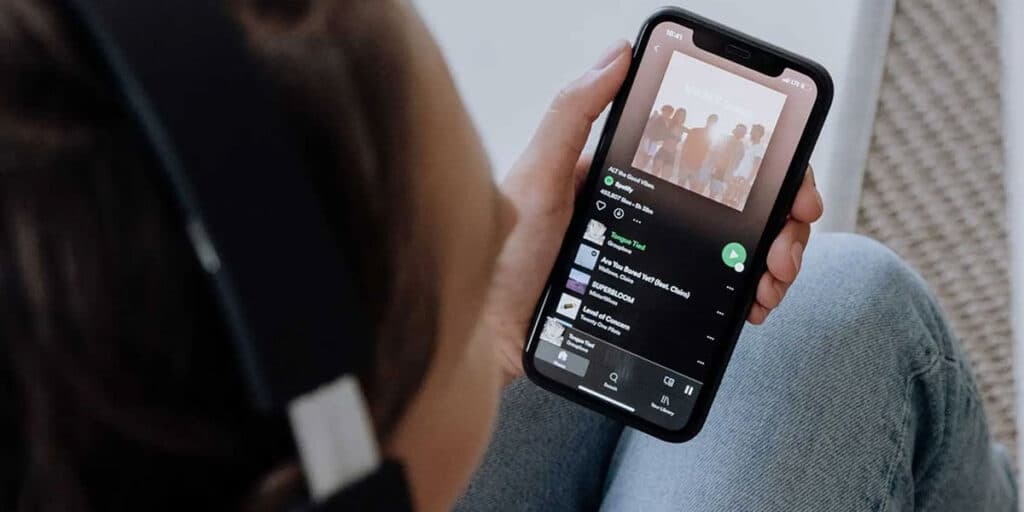¿Te Salen Canciones En Gris En Spotify? Estas Son Todas Las Causas Y Soluciones
