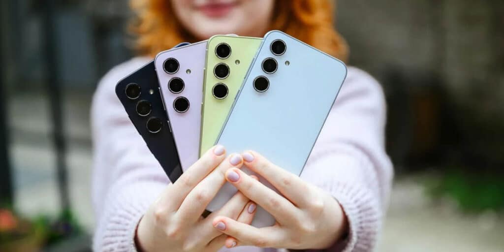 Samsung Galaxy A55 Y Galaxy A35 Tienen Conector Jack De 3,5 Mm